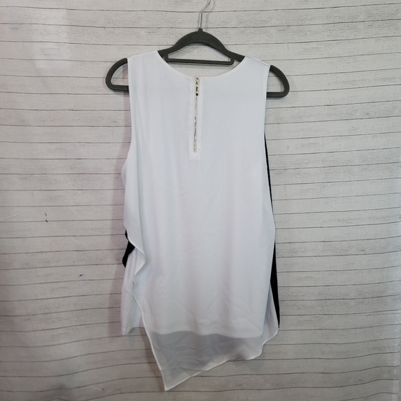 WHITE HOUSE BLACK MARKET NAVY & WHITE SLEEVELESS OVERLAY SHELL, SZ MEDIUM - Picture 8 of 11